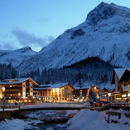 Апартаменты Haus Gstueat Лех Экстерьер фото